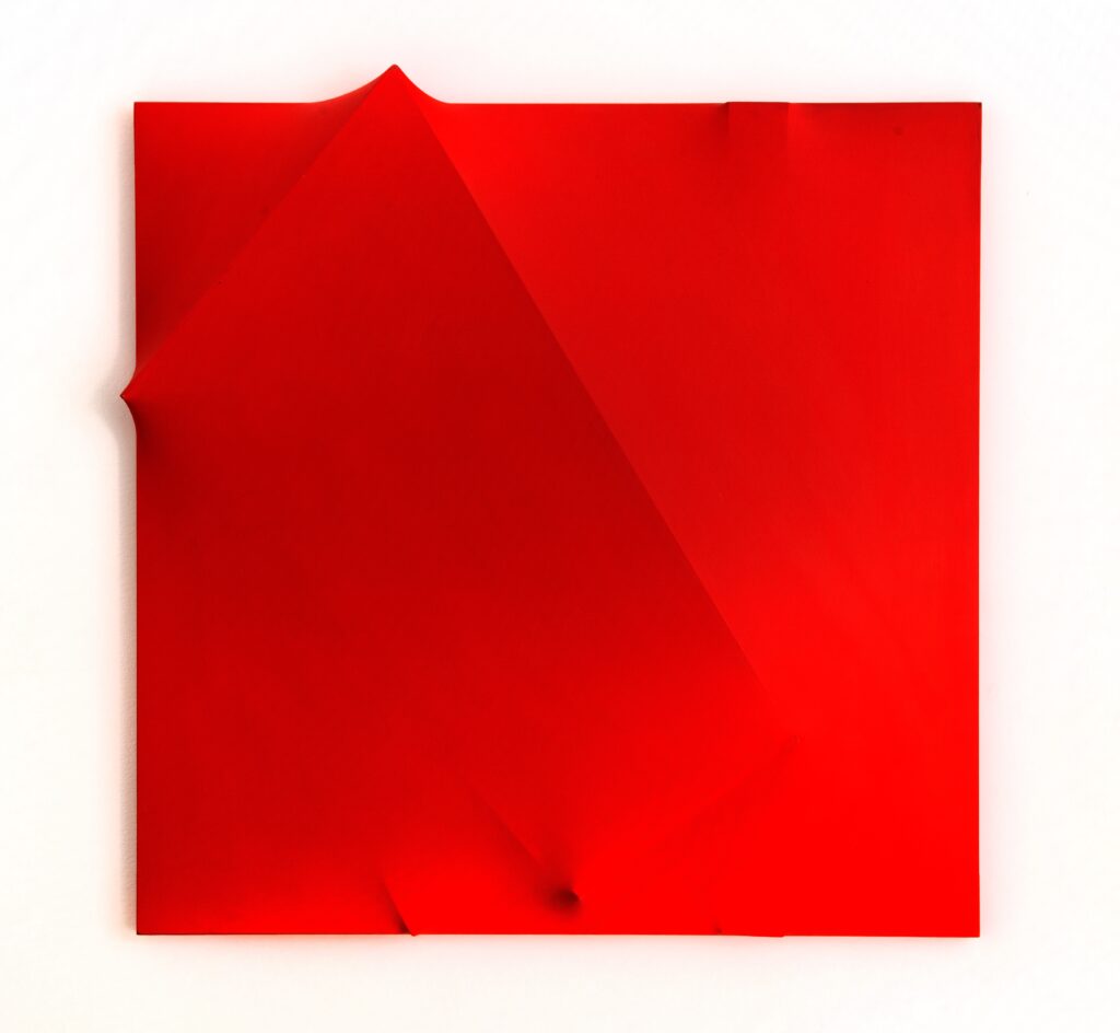 Bruno Gambone, Senza titolo, 1972, red acrylic on extroflexed canvas, 80x80 cm