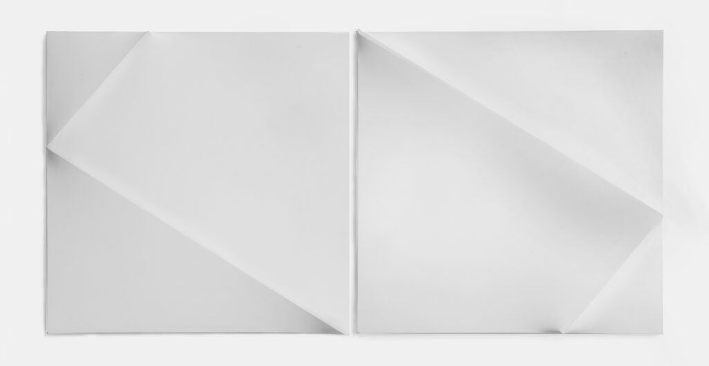Bruno Gambone, Senza titolo, 1972, white acrylic on extroflexed canvas, 60x120 cm