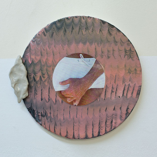 Lilli Thiessen
Untitled 1 (Young Girls Group 2), 2012
Oil on canvas, laminated c-print, clay
30 cm (11 3/4 in.) diameter
