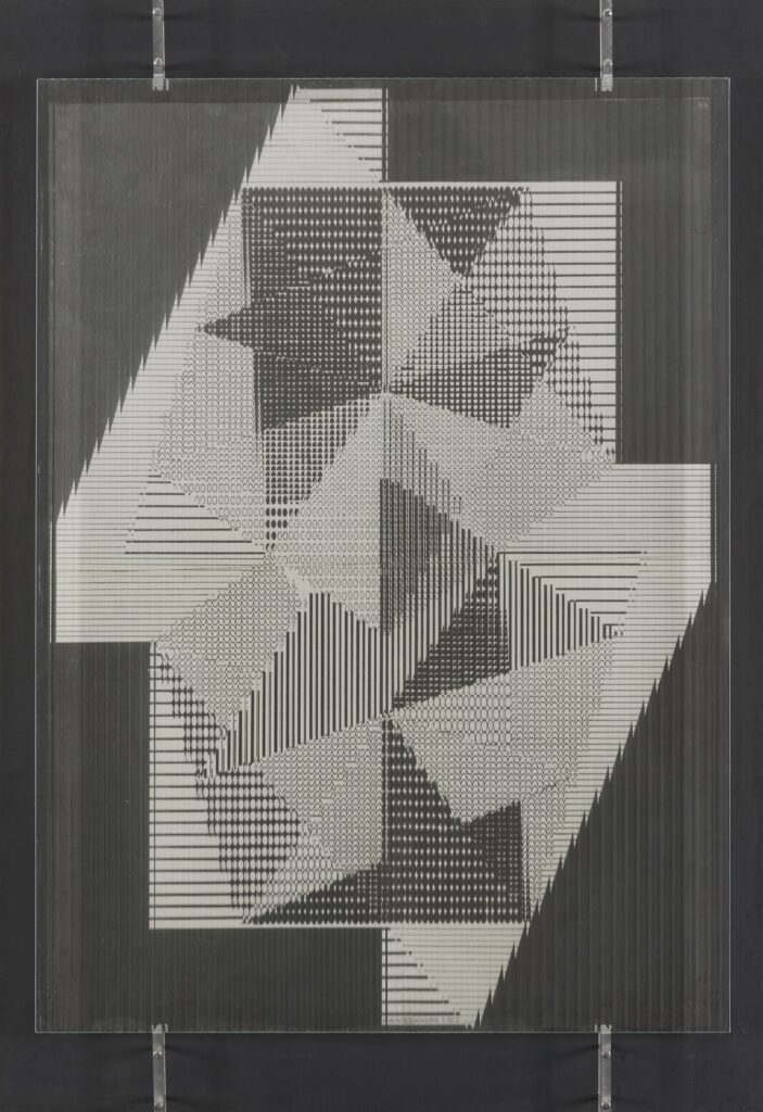 CONSTANTIN FLONDOR
TRANSFORMATION II, 1968-1981
SILVER GELATIN PRINT MOUNTED ON WOOD PANEL, GROOVED GLASS
119 X 97 CM
