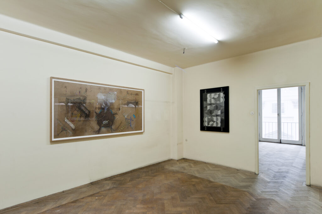 LEFT:
CONSTANTIN FLONDOR
FIELD - SUN, 1967
OIL, CERAPASTEL, GUACHE ON PLYWOOD
119 X 146
RIGHT: 
CONSTANTIN FLONDOR
CONTINUM, 1968-1981
SILVER GELATIN PRINT MOUNTED ON WOOD PANEL, GROOVED GLASS