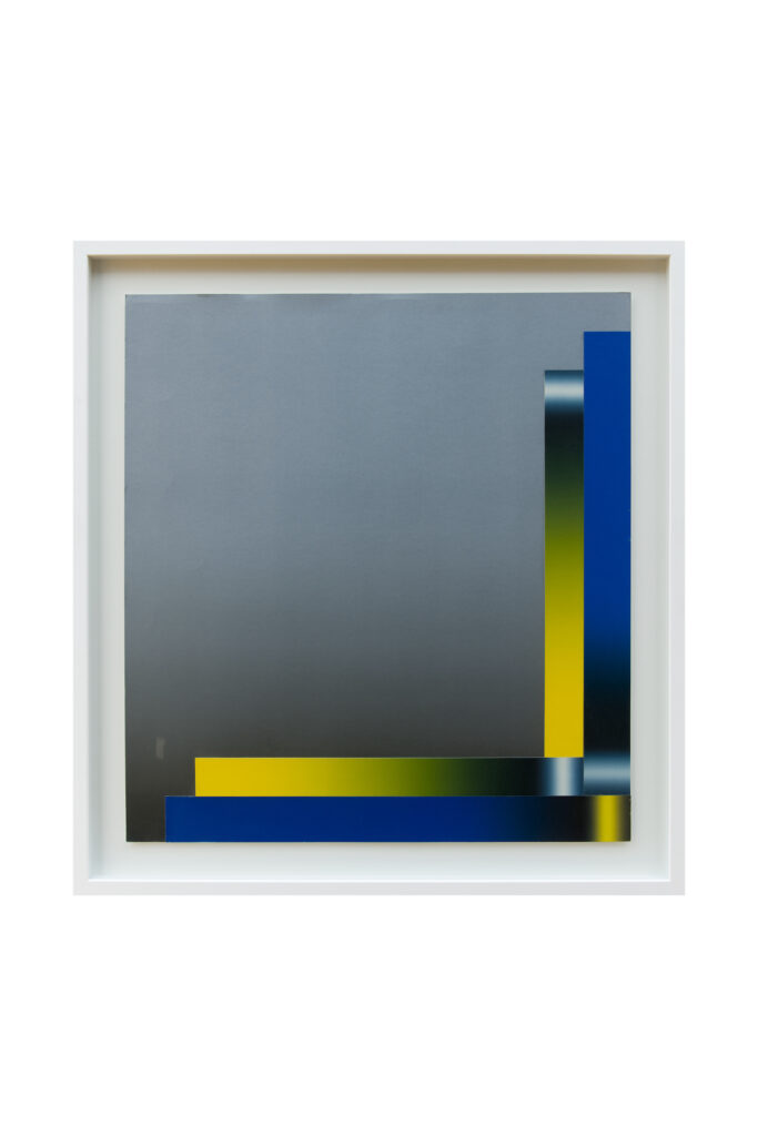 Tamás Hencze
Untitled
1978
oil and offset paint on cardboard
70h x 65w cm