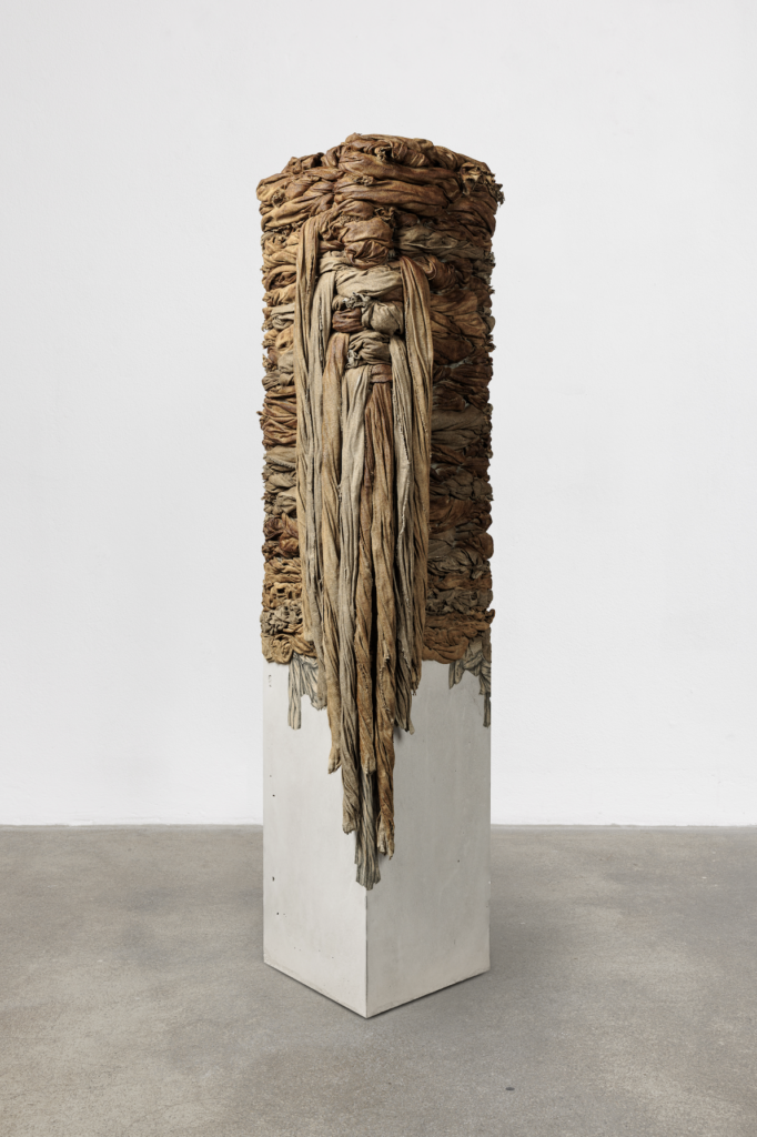 Blurred Line 10, 2025 Fabric, glue, concrete, steel, pencil and acrylic 69¾ x 19¾ x 19¾ in. 177.00 x 50.00 x 50.00 cm
