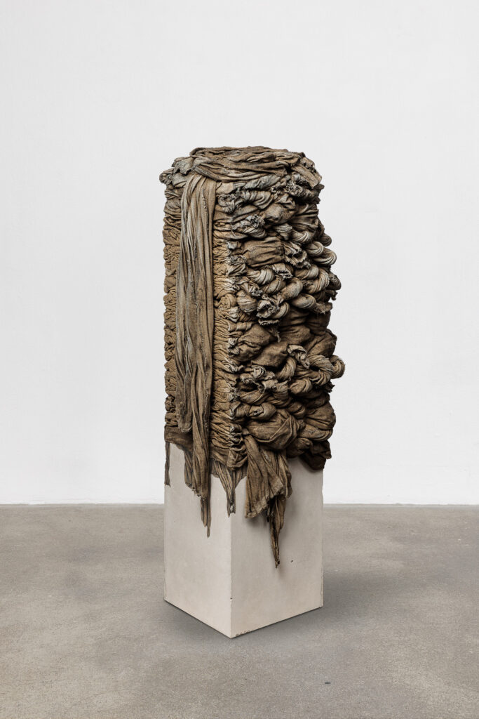 Soli Kiani Blurred Line 13, 2025 Fabric, glue, concrete, steel, acrylic, and pencil 41⅜ x 15¾ x 15¾ in. 105.00 x 40.00 x 40.00 cm